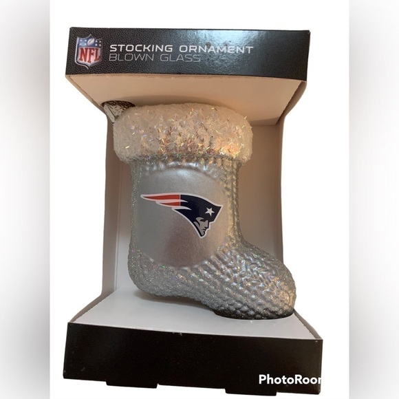 NEW ENGLAND PATRIOTS STOCKING ORNAMENT, RETIRED - NIP - Picture 2 of 3